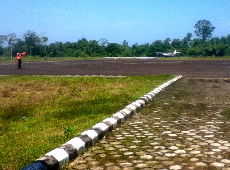 krui-pekon-serai-airport