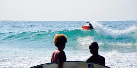 Surfen in Mosambik